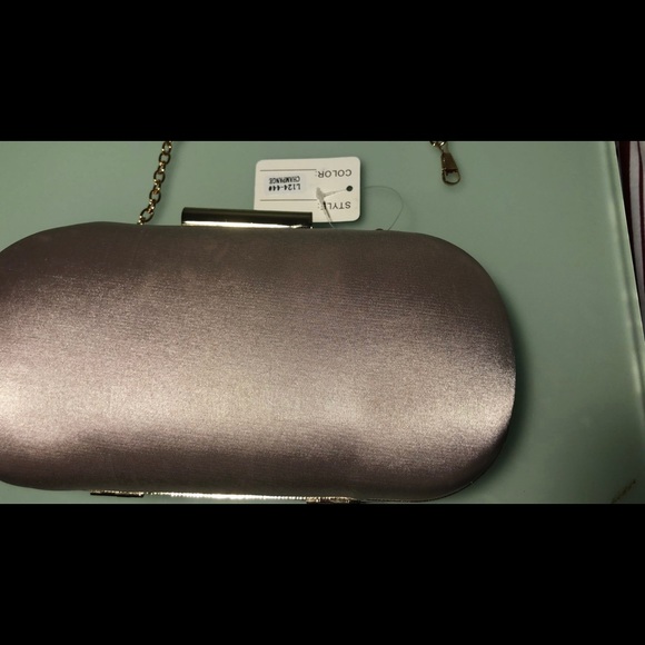 Champagne/Pink Crystal Clutch - Picture 6 of 13